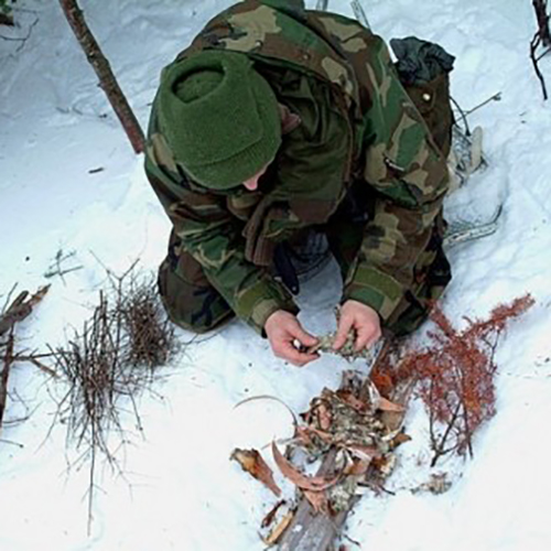 Како се загрејати када је мокро и хладно да носите војне чизме?