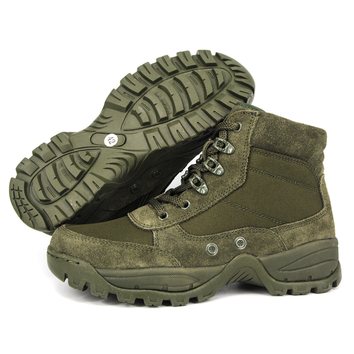 Desert boots in pelle scamosciata verde militare 7102