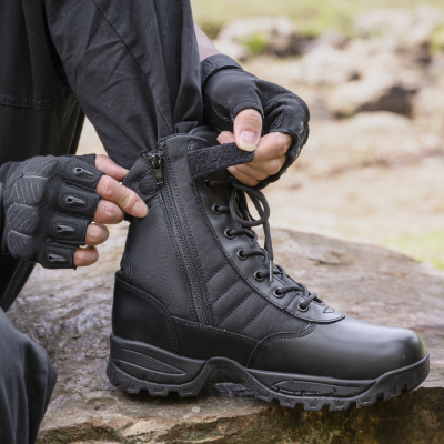 군용 부츠를 보호하는 방법