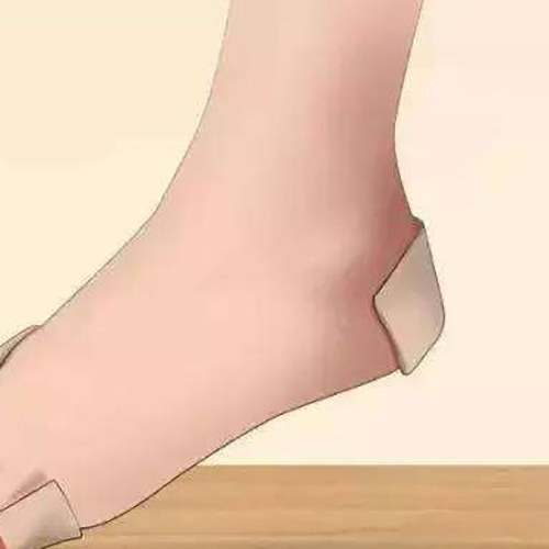 L&agrave;m thế n&agrave;o để tr&aacute;nh mua một đ&ocirc;i bốt qu&acirc;n đội chật?